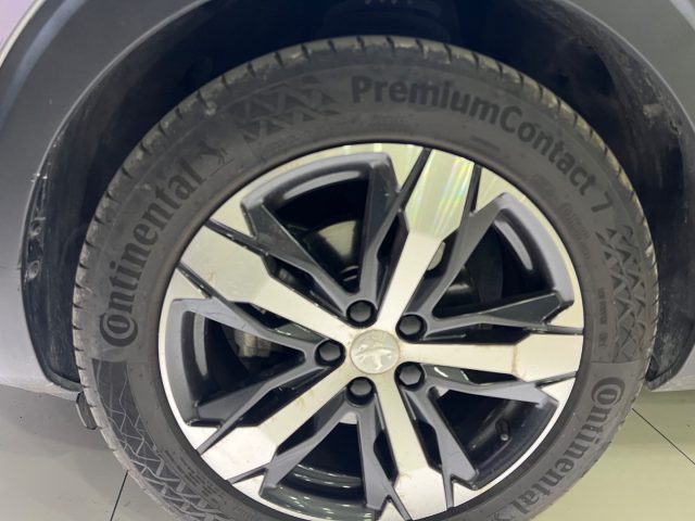 PEUGEOT 3008 usata, con Autoradio