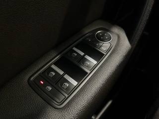 RENAULT Captur usata, con Autoradio digitale