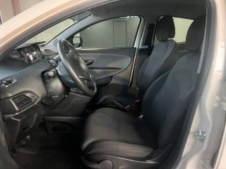 LANCIA Ypsilon usata, con Autoradio