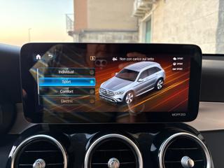 MERCEDES-BENZ GLC 300 usata, con Sensori di parcheggio anteriori