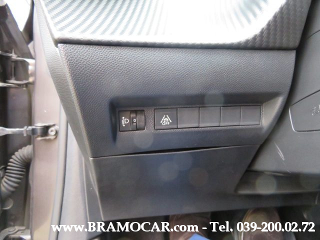 PEUGEOT 208 usata, con Cruise Control