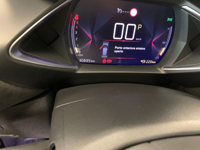 DS AUTOMOBILES DS 3 Crossback usata, con Bracciolo