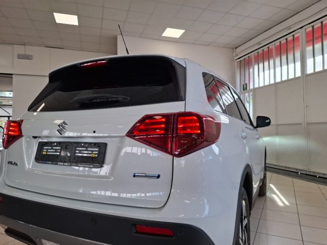 SUZUKI Vitara usata, con Fari LED
