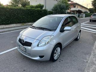 TOYOTA Yaris usata, con Airbag laterali
