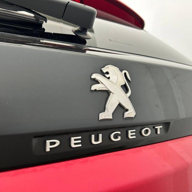 PEUGEOT 3008 usata, con Sensore di luce