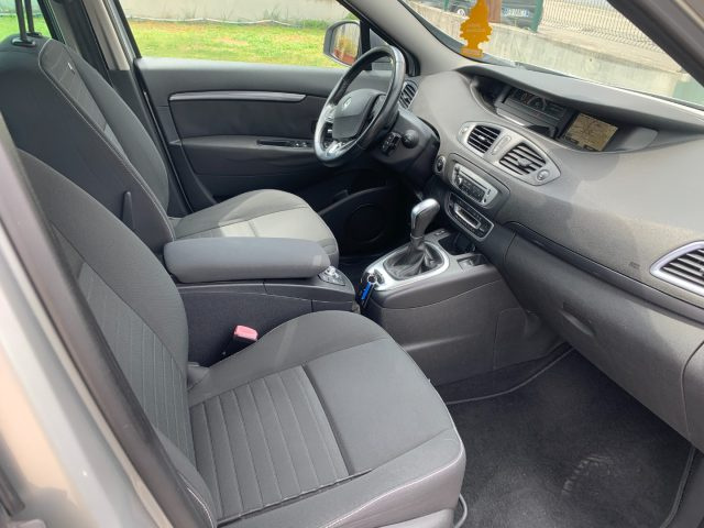 RENAULT Scenic usata, con Chiusura centralizzata