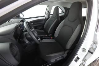 TOYOTA Aygo X usata 8