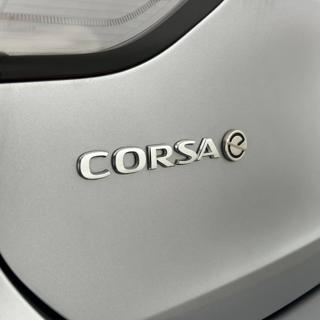 OPEL Corsa-e usata, con Sensori di parcheggio posteriori