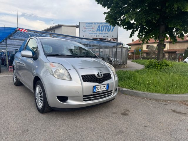 TOYOTA Yaris usata 0