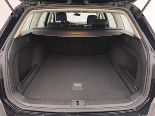 VOLKSWAGEN Passat Variant usata, con Volante in pelle