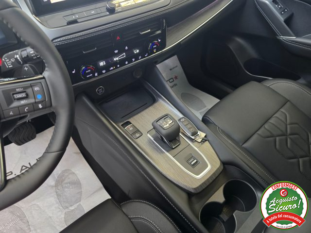 NISSAN Qashqai usata, con Sedili riscaldati