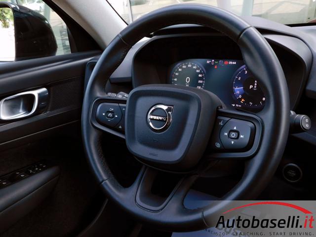 VOLVO XC40 usata, con Telecamera per parcheggio assistito