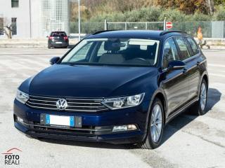 VOLKSWAGEN Passat Variant usata, con Airbag laterali