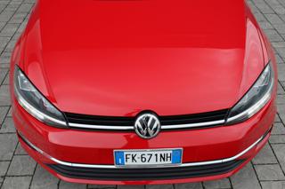 VOLKSWAGEN Golf usata, con USB