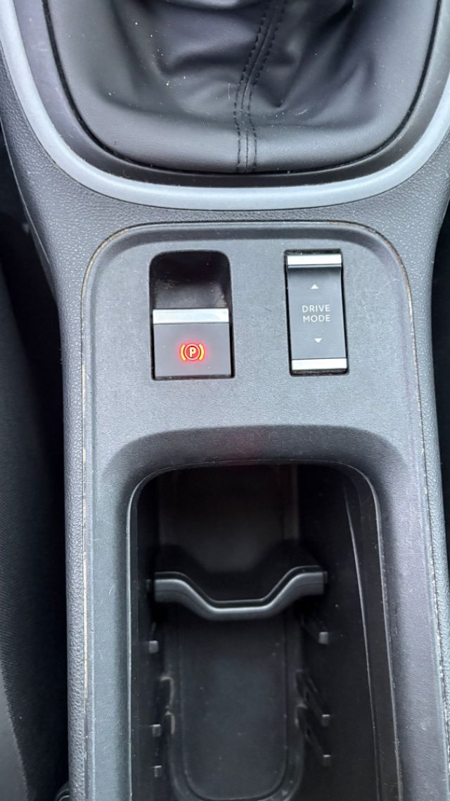 JEEP Avenger usata, con Fari LED