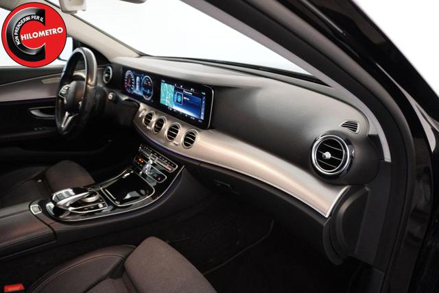 MERCEDES-BENZ E 220 usata, con USB