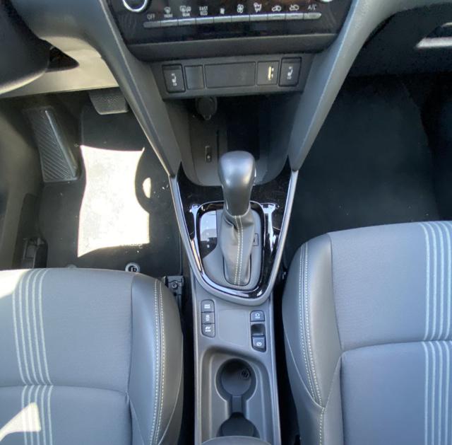 TOYOTA Yaris Cross usata, con Autoradio