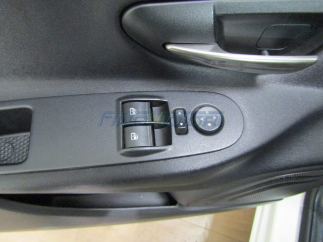 LANCIA Ypsilon usata, con ESP