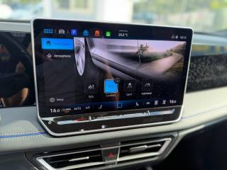 VOLKSWAGEN Tiguan usata 22