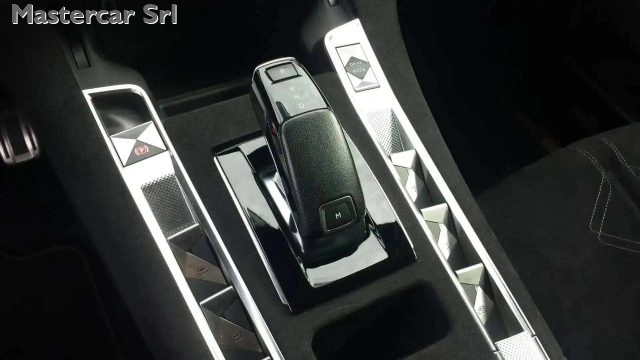 DS AUTOMOBILES DS 7 usata, con Boardcomputer