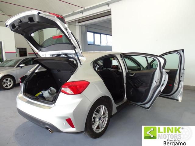 FORD Focus usata, con Sistema di parcheggio automatico