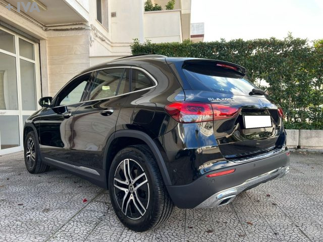 MERCEDES-BENZ GLA 200 usata 6
