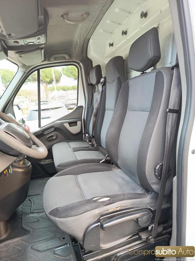 RENAULT Master usata 10