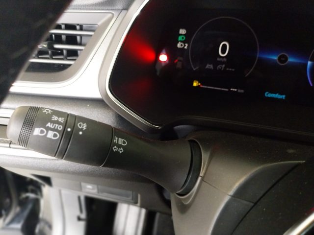 RENAULT Captur usata, con USB