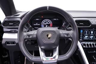 LAMBORGHINI Urus usata, con Fari LED
