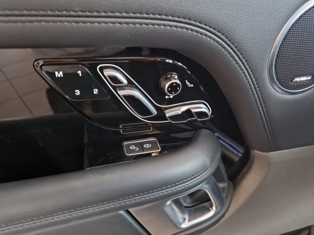 LAND ROVER Range Rover usata, con Touch screen