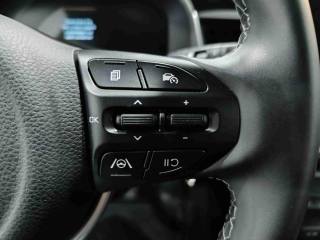 KIA Stonic usata, con Controllo elettronico della corsia