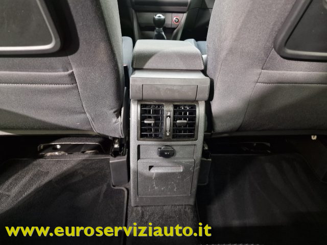 VOLKSWAGEN Touran usata 23