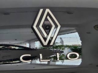 RENAULT Clio usata, con USB