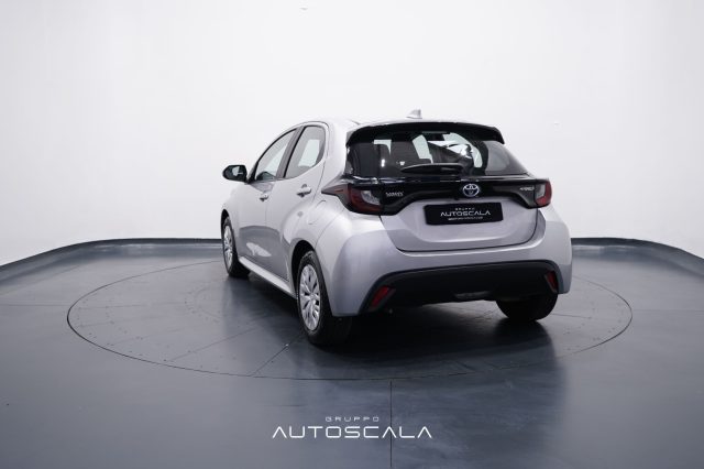 TOYOTA Yaris usata, con Cerchi in lega