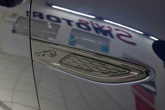 JAGUAR E-Pace usata, con Sensore di luce