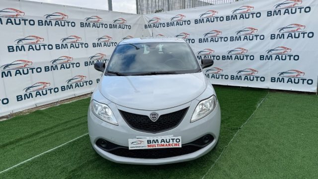 LANCIA Ypsilon usata, con Airbag