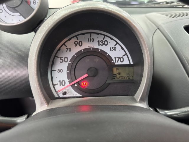 PEUGEOT 107 usata 15
