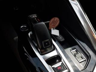 PEUGEOT 3008 usata, con Controllo vocale