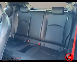 TOYOTA Yaris usata, con Specchietti laterali elettrici
