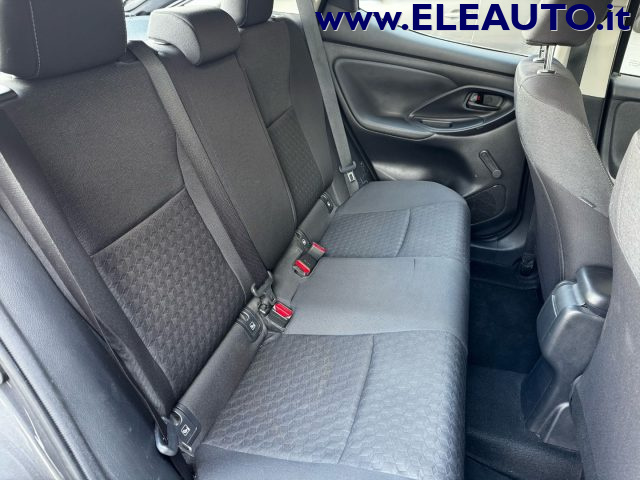 TOYOTA Yaris usata, con Touch screen