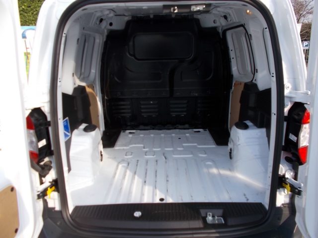 FORD Transit Courier usata, con Servosterzo