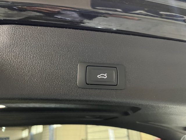 AUDI A6 usata, con USB