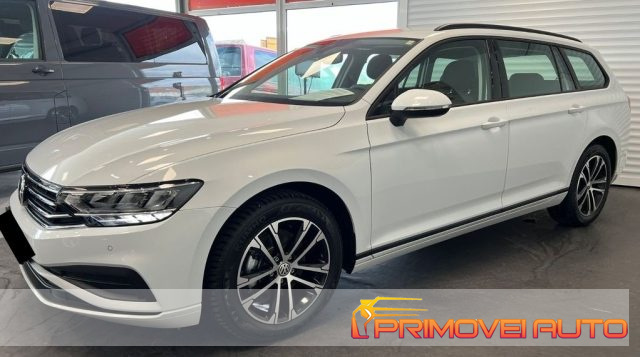 VOLKSWAGEN Passat Variant usata, con Climatizzatore