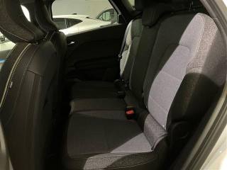 RENAULT Captur usata, con Volante in pelle