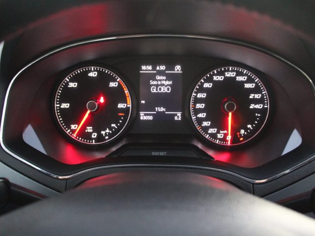 SEAT Arona usata, con USB