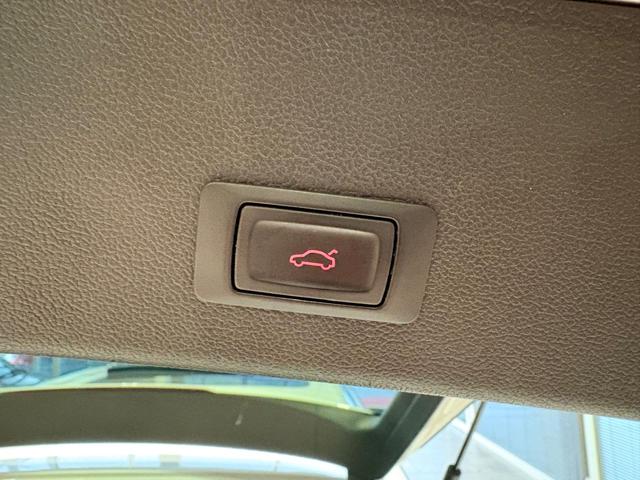 AUDI A4 usata, con Specchietti laterali elettrici