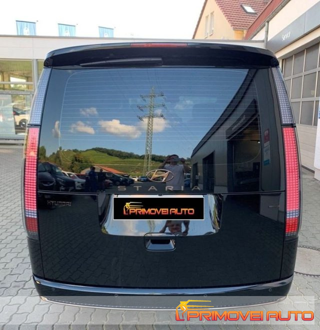 HYUNDAI Staria usata, con Controllo trazione
