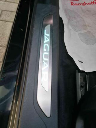 JAGUAR XF usata, con Sensori di parcheggio posteriori