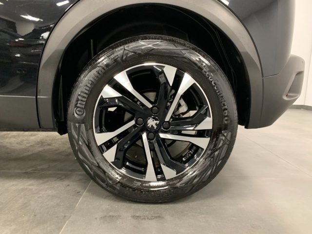 PEUGEOT 2008 usata, con Fari LED