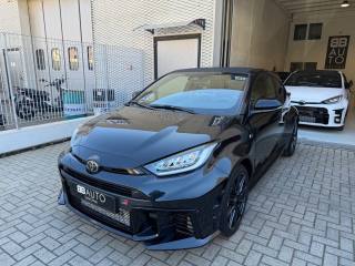 TOYOTA Yaris usata, con Airbag